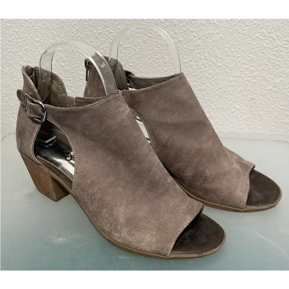 Carlos Santana Della Ankle Booties Women's 8M Heel Tan Zip Buckle Suede Look - Picture 2 of 8